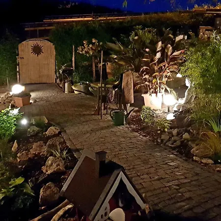 Vakantiehuis Blissful Holiday In Battenberg With Fenced Garden *